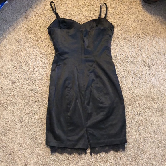 Guess Black Satin Ruched Lace Dress Size 6 - Picture 4 of 5